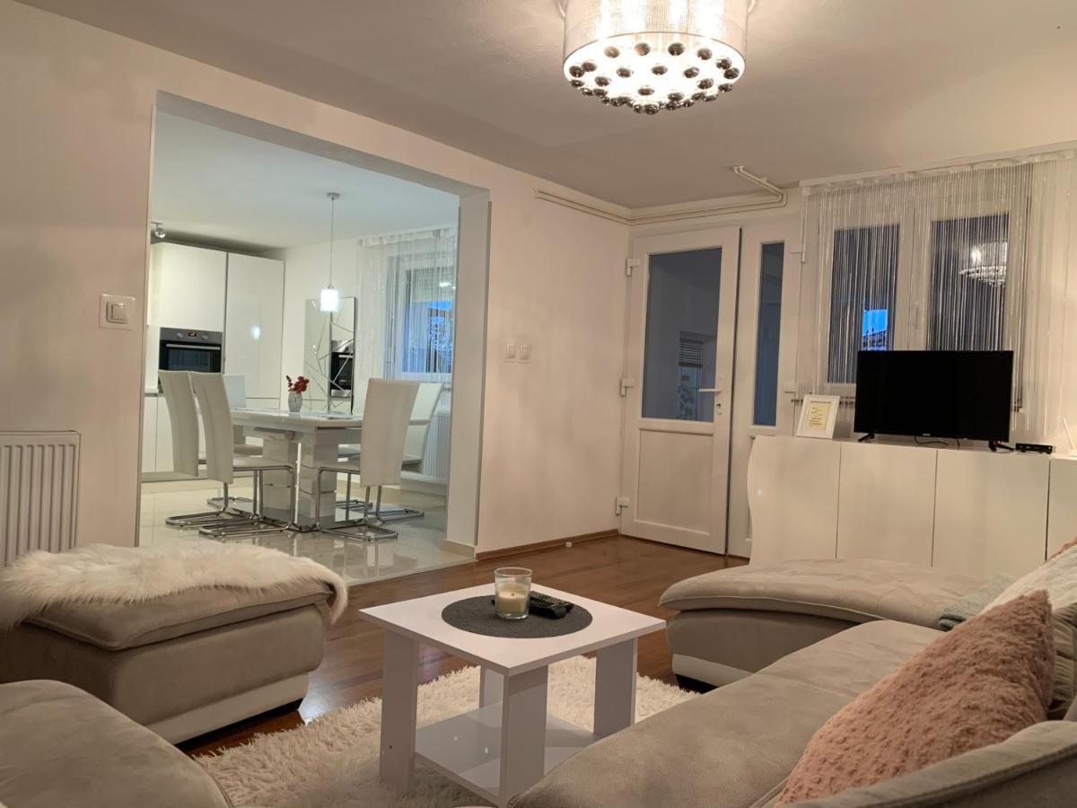 Apartman Korina Otocac Exterior photo