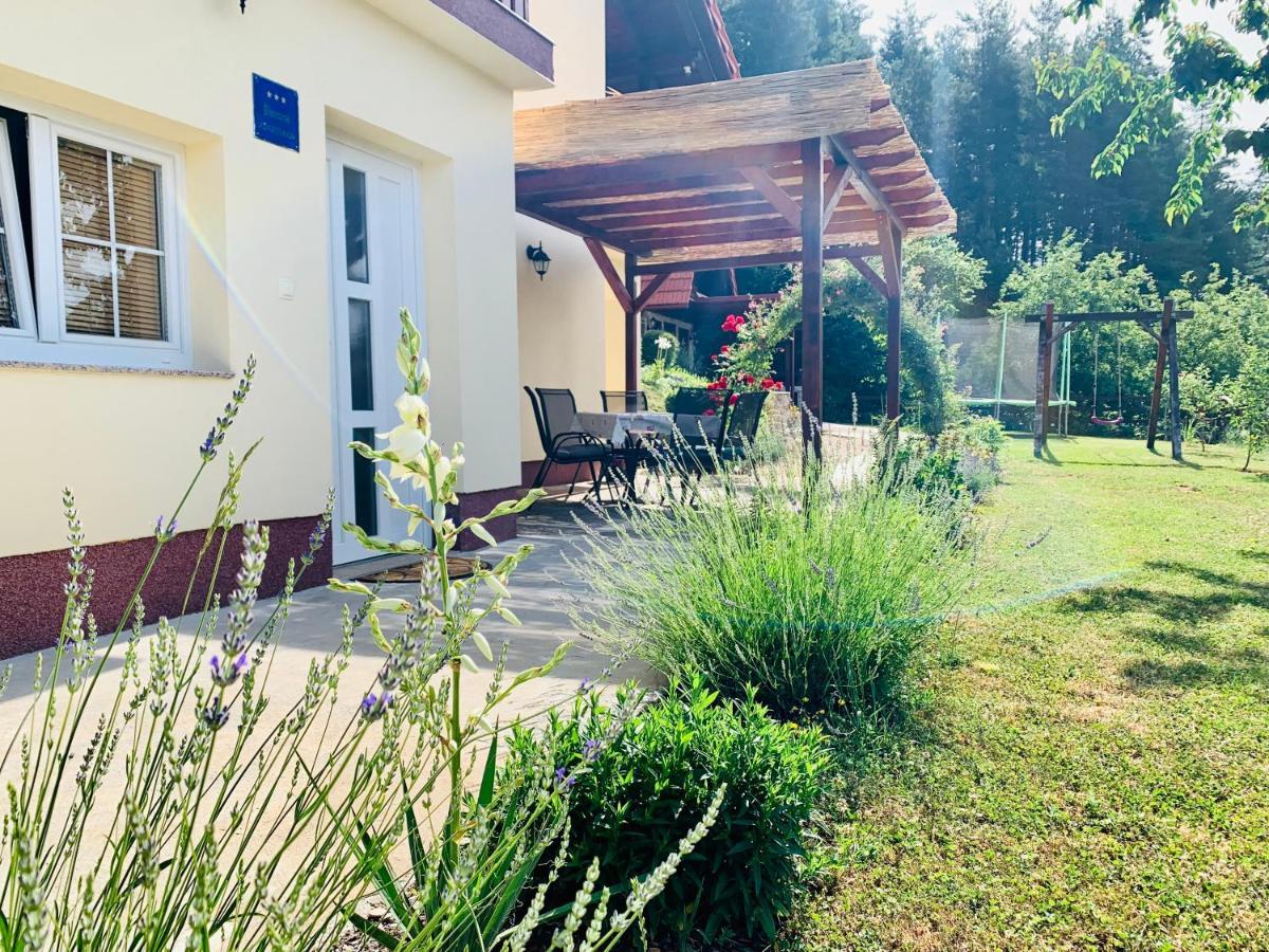 Apartman Korina Otocac Exterior photo